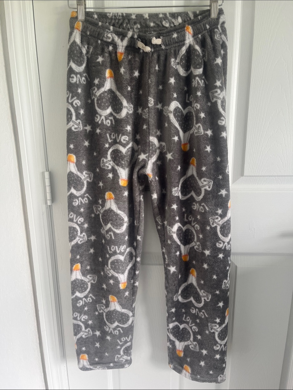 Women’s Gray Fleece Pajama Pants with Heart Print Cozy Fleece Winter Warm Cute